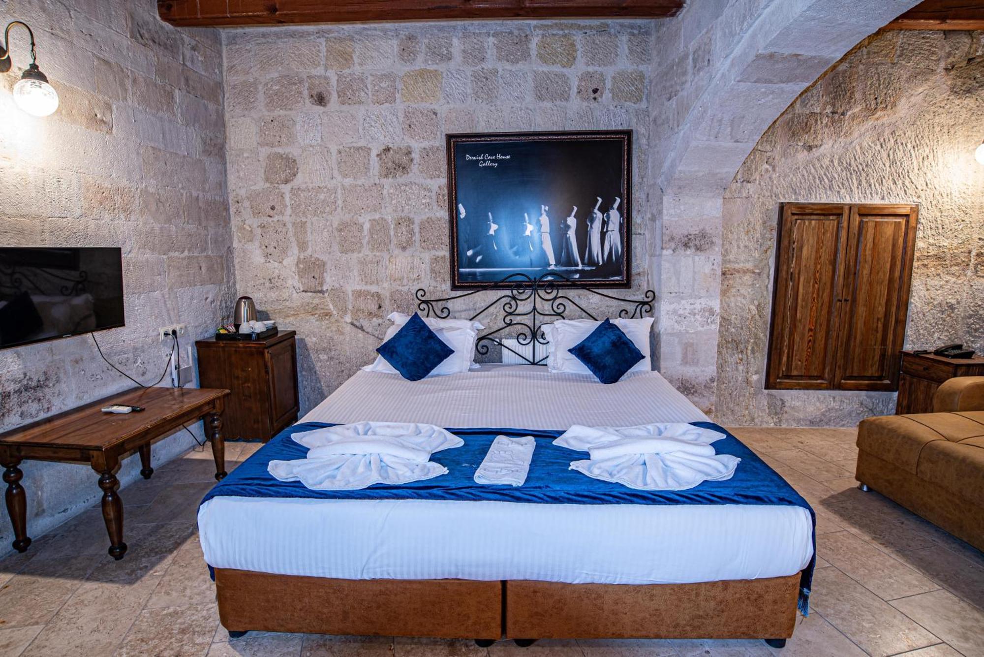 Hotel Elegance Cave & Restaurant