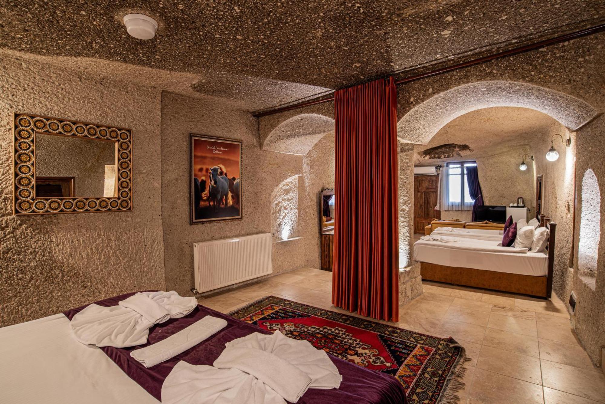 Elegance Cave & Restaurant Hotel 2*