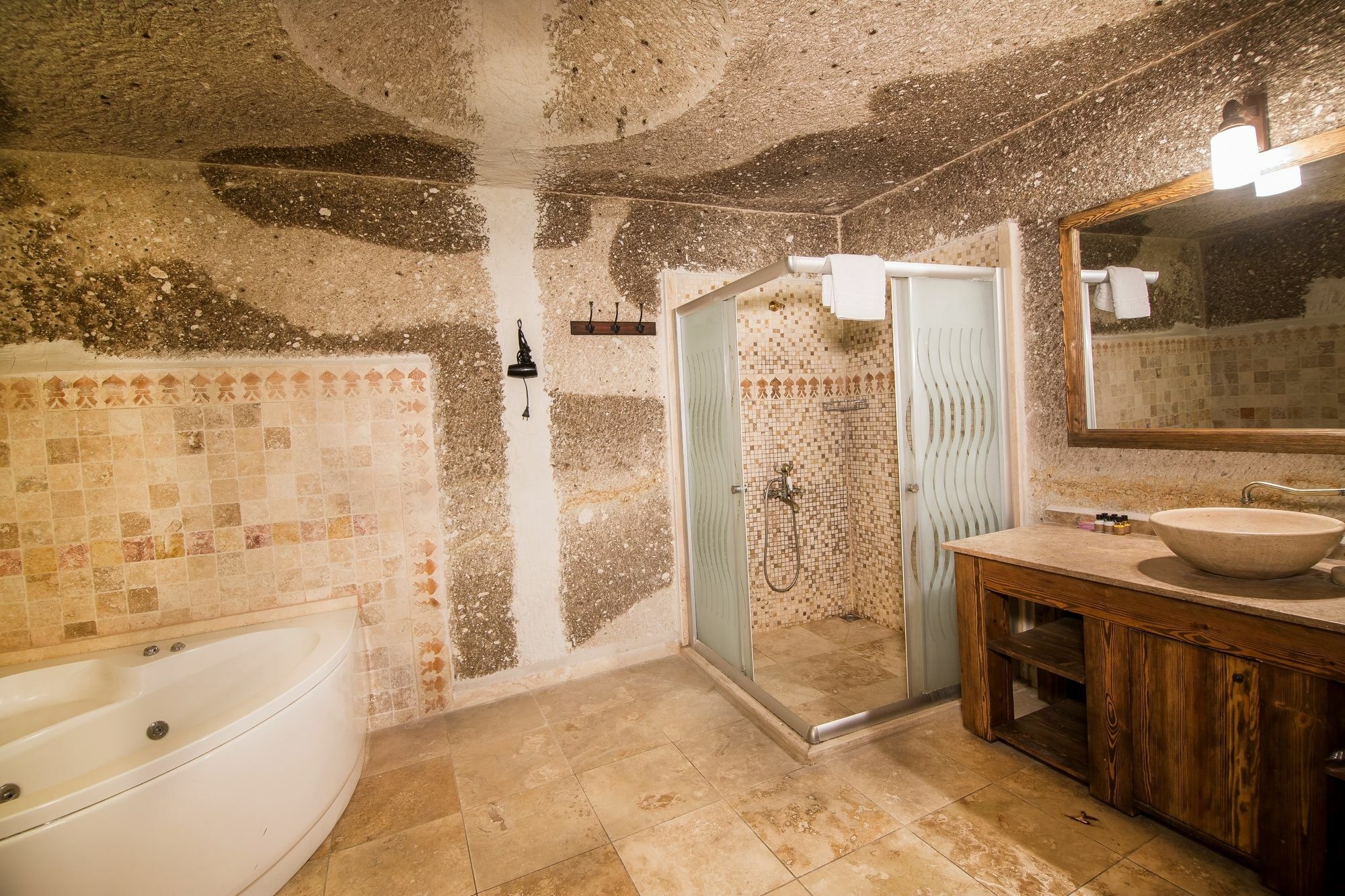 Hotel Elegance Cave & Restaurant Goreme